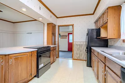 300 Cottage Street, Merrill, WI 54452 - Photo 9