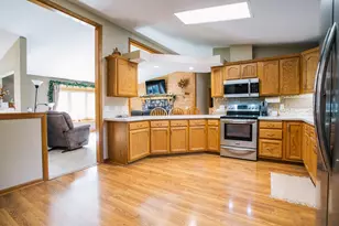 1004 Steven Ave, Greenwood, WI 54437 - Photo 7