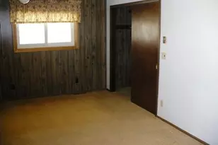 112 N Andrews Ave, Greenwood, WI 54437 - Photo 15