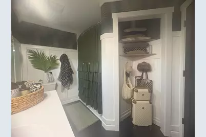 1815 E 11th St, Superior, WI 54880 - Photo 11