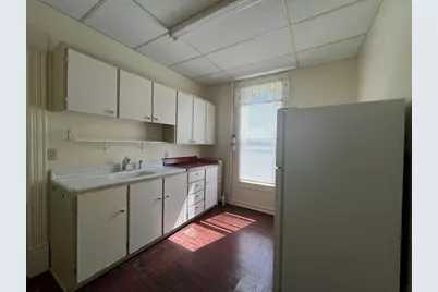 714 Ellis Ave, Ashland, WI 54806 - Photo 3