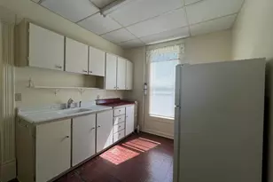 714 Ellis Ave, Ashland, WI 54806 - Photo 3