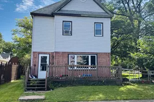 1922 Iowa Ave, Superior, WI 54880 - Photo 1