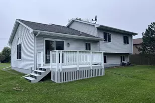 2023 E 11th St, Superior, WI 54880 - Photo 3