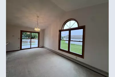 2023 E 11th St, Superior, WI 54880 - Photo 9