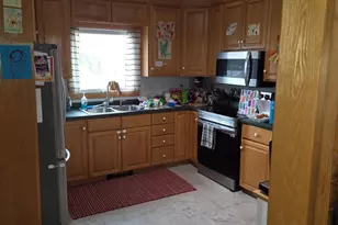 5221 E 4th St, Superior, WI 54880 - Photo 5