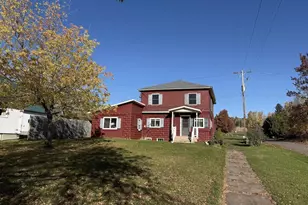 401 W 6th St, Washburn, WI 54891 - Photo 3