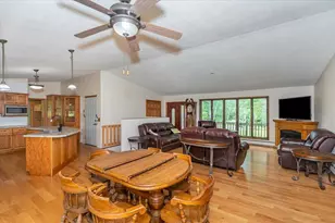 5426 S Darrow Rd, Superior, WI 54880 - Photo 7