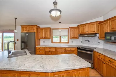 5426 S Darrow Rd, Superior, WI 54880 - Photo 11