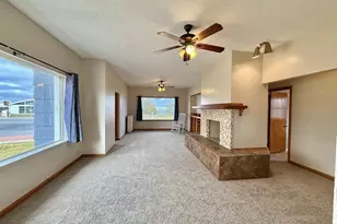 402 E 2nd St, Superior, WI 54880 - Photo 15