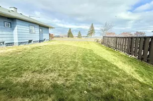 402 E 2nd St, Superior, WI 54880 - Photo 9