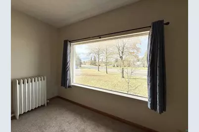 402 East 2nd St, Superior, WI 54880 - Photo 21