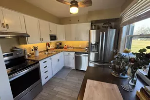 1217 N 33rd St, Superior, WI 54880 - Photo 9