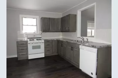 5716 Oakes Ave, Superior, WI 54880 - Photo 3