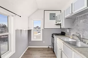 605 Weeks Ave, Superior, WI 54880 - Photo 5