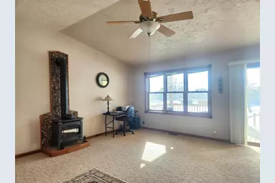 608 W 3rd St, Washburn, WI 54814 - Photo 3