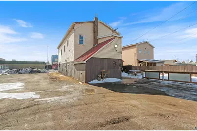 3823 E 2nd St, Superior, WI 54880 - Photo 33