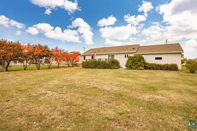 2020 E 11th St, Superior, WI 54880 - Photo 3