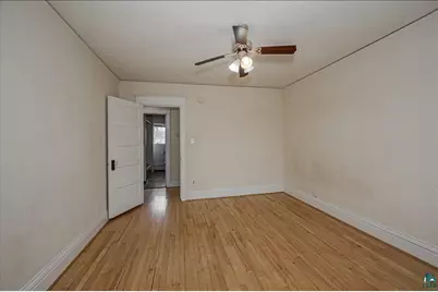 302 E 7th St, Superior, WI 54880 - Photo 15