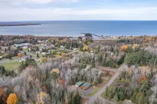 22720 Maple St, Cornucopia, WI 54827 - Photo 17