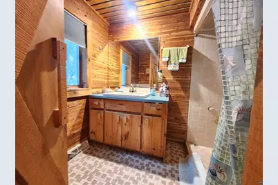 332 N 1st St, Bayfield, WI 54814 - Photo 17