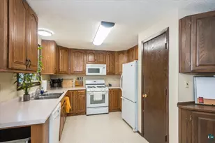 6521 Hughitt Ave, Superior, WI 54880 - Photo 7