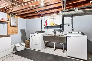 2715 E 6th St, Superior, WI 54880 - Photo 29