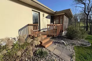 502 Spring Creek Creek, , WI 53913 - Photo 3