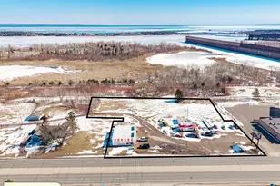 2729 E 2nd St, Superior, WI 54880 - Photo 3