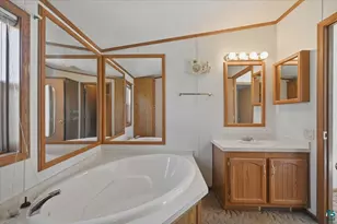 2520 17th St, Superior, WI 54880 - Photo 9