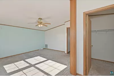 2520 17th St, Superior, WI 54880 - Photo 7