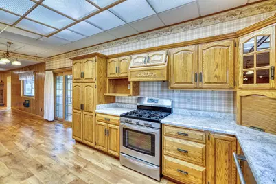 1404 10th St, Superior, WI 54880 - Photo 3