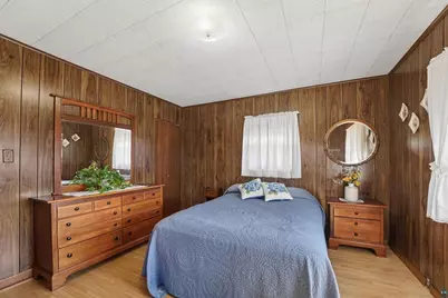 2410 Hughitt Ave, Superior, WI 54880 - Photo 15