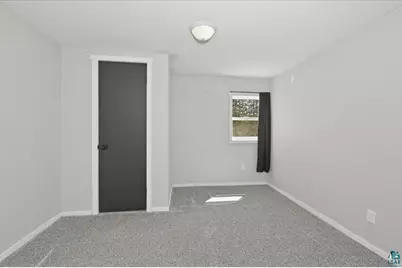4304 E County Rd B, Superior, WI 54880 - Photo 23