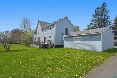 2811 E 3rd St, Superior, WI 54880 - Photo 5
