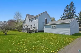 2811 E 3rd St, Superior, WI 54880 - Photo 5