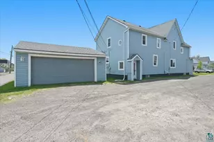 2811 E 3rd St, Superior, WI 54880 - Photo 3