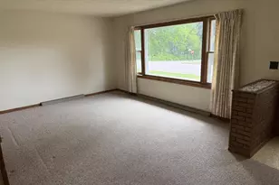 111 E 7th St, Washburn, WI 54891 - Photo 9