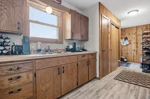 916-918 Michigan St, Spooner, WI 54801 - Photo 9