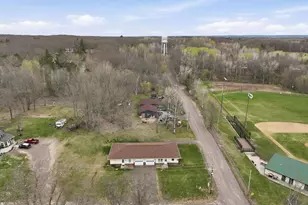 916-918 Michigan St, Spooner, WI 54801 - Photo 5