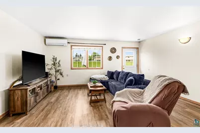 2229 Bardon Ave, Superior, WI 54880 - Photo 17