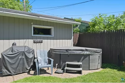 2004 Hughitt Ave, Superior, WI 54880 - Photo 7