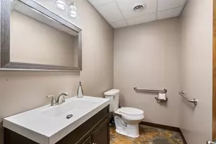 1304 Hammond Ave, Superior, WI 54880 - Photo 35