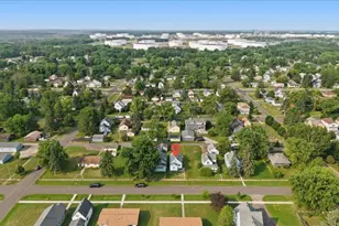 2818 E 3rd St, Superior, WI 54880 - Photo 15