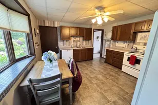 407 E 6th St, Washburn, WI 54891 - Photo 7