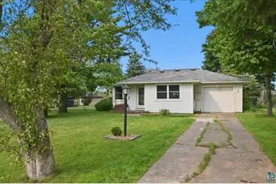 1205 E 3rd St, Superior, WI 54880 - Photo 3