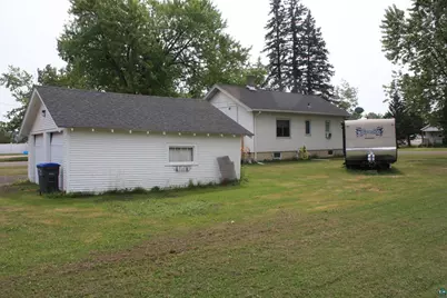 1731 E 8th St, Superior, WI 54880 - Photo 7