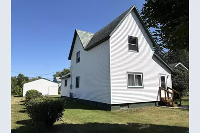 612 Fisher Ave, Superior, WI 54880 - Photo 1
