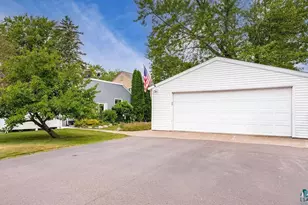 1629 E 6th St, Superior, WI 54880 - Photo 33