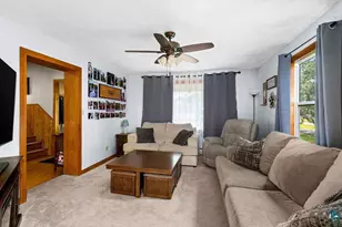 1701 E 3rd St, Superior, WI 54880 - Photo 17